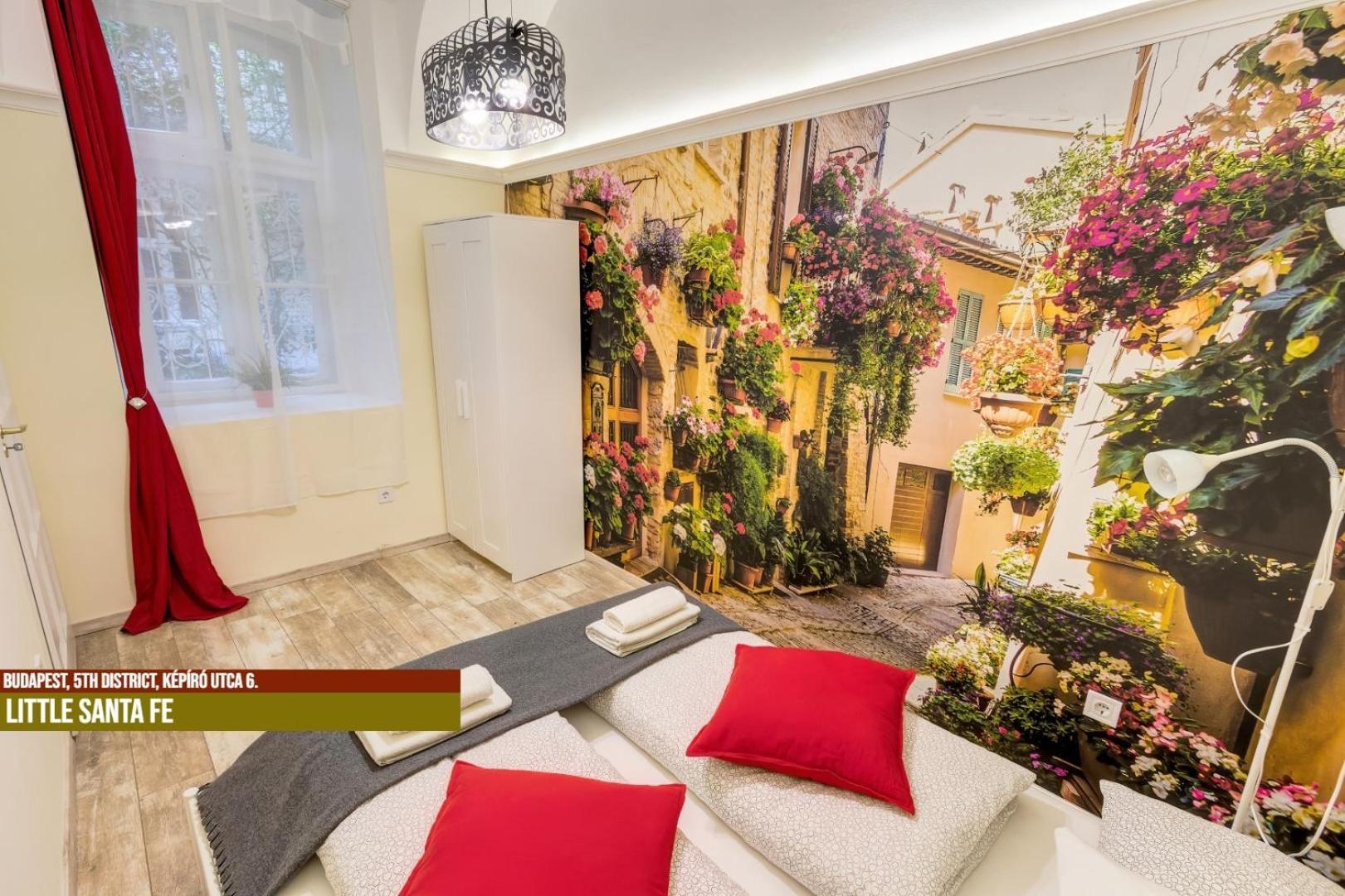 Little Americas Main Street Apartments Budapest Exterior foto