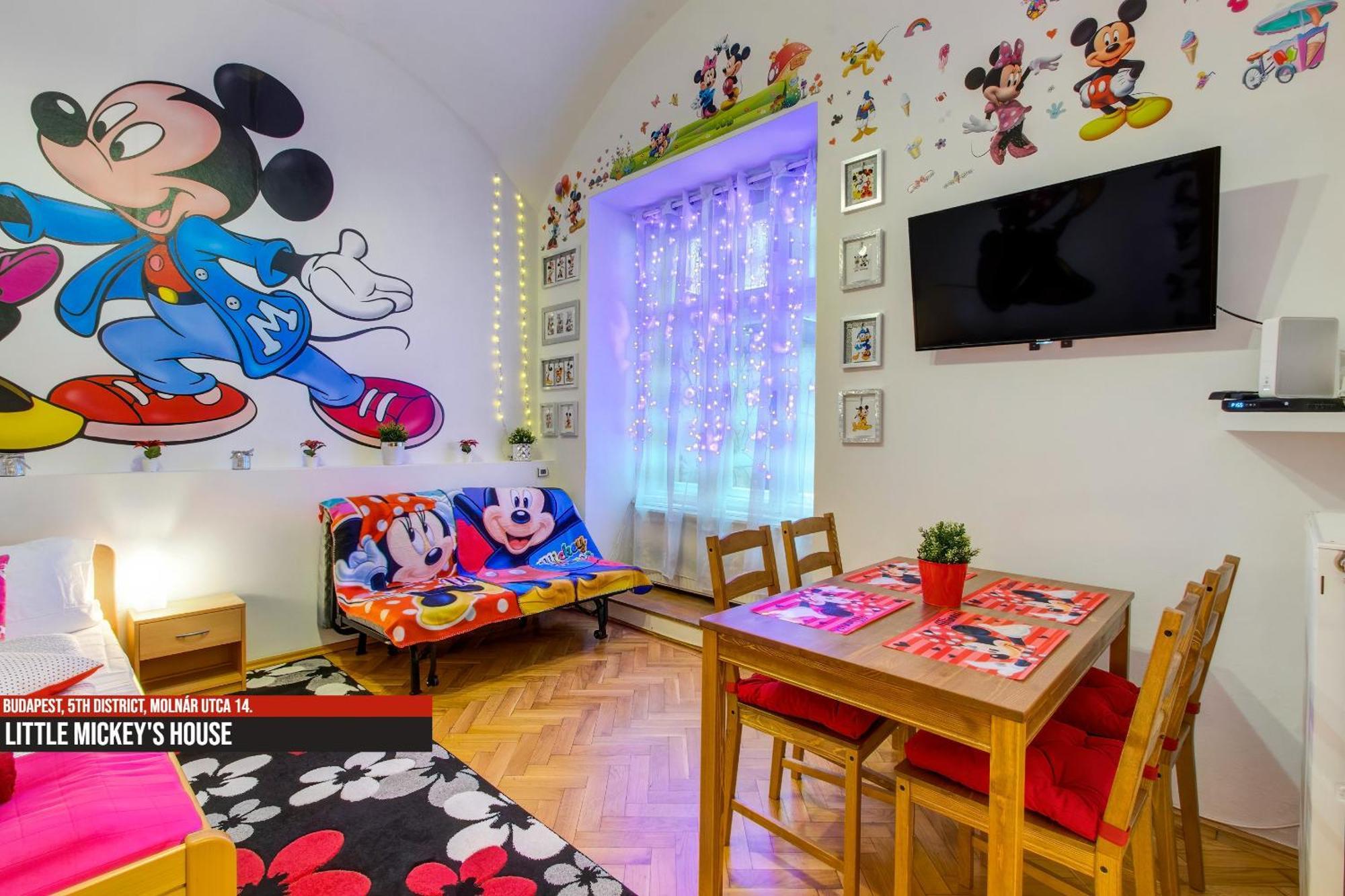 Little Americas Main Street Apartments Budapest Exterior foto