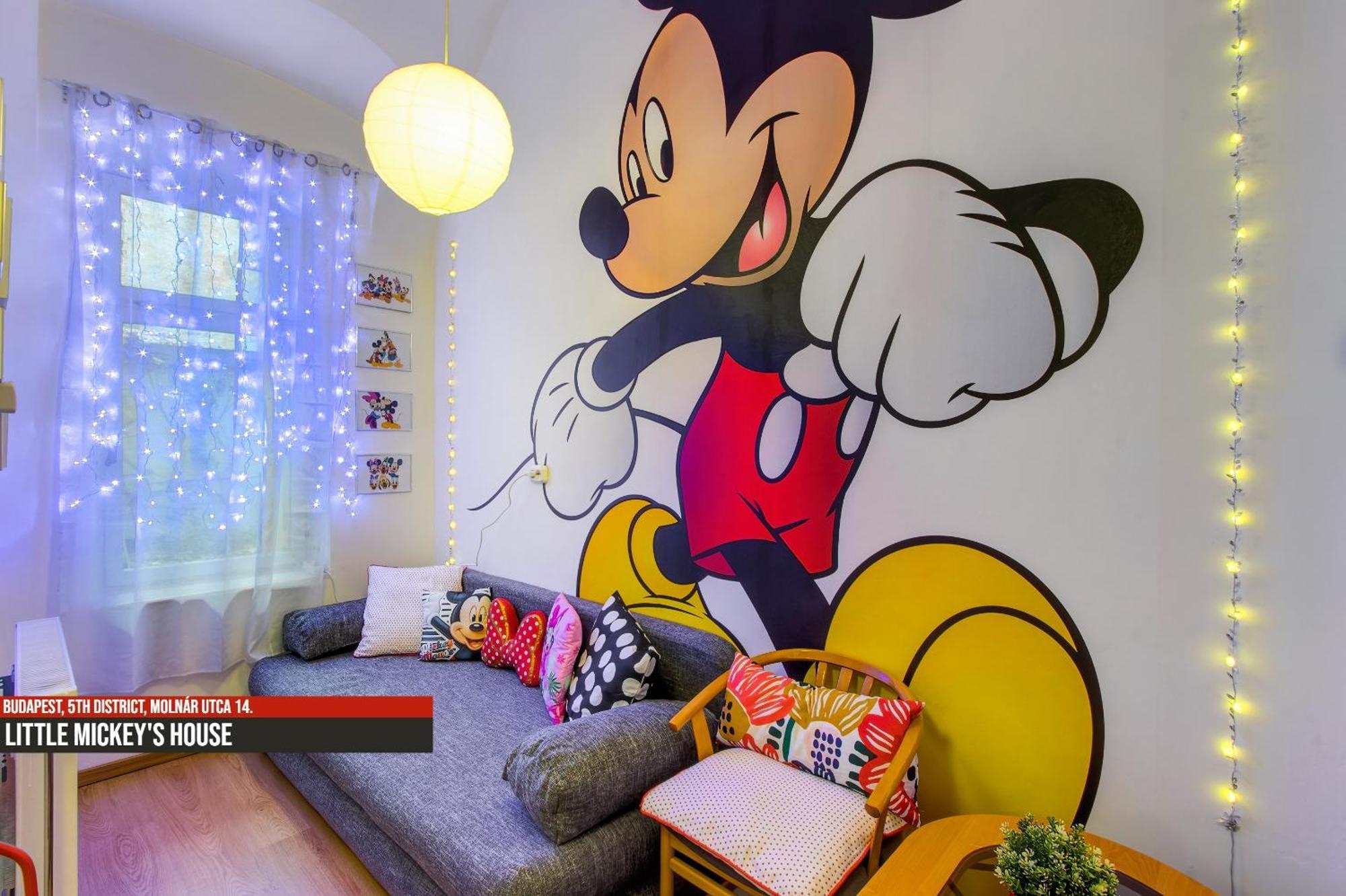 Little Americas Main Street Apartments Budapest Exterior foto